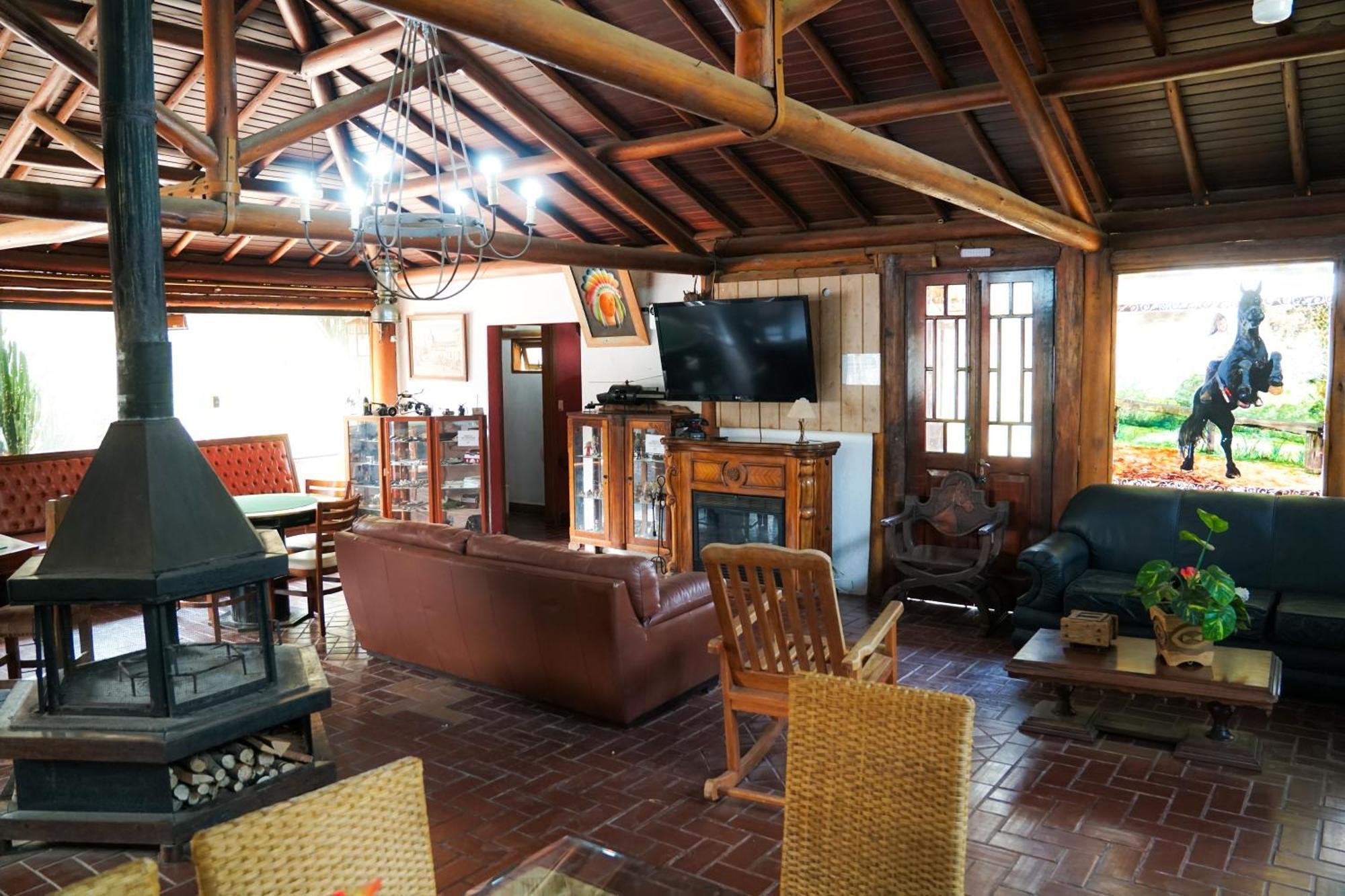 Hotel Fazenda Посус-ди-Калдас Экстерьер фото